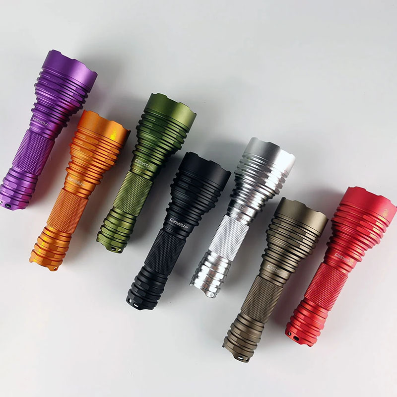 Convoy C8 Plus Flashlight with - Outdoor Power Group recension och pris